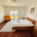 Villa Bay Golf House