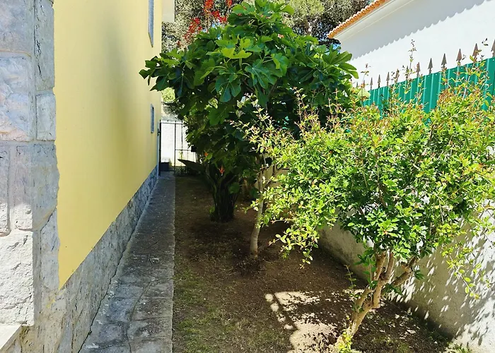 Bay Golf House *