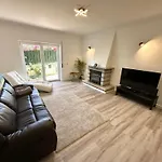 Bay Golf House *