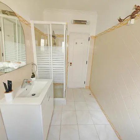 Bay Golf House Villa *